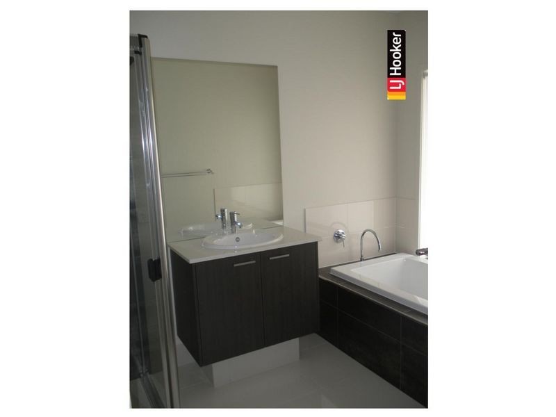 38 Maidstone Crescent, Peregian Springs QLD 4573