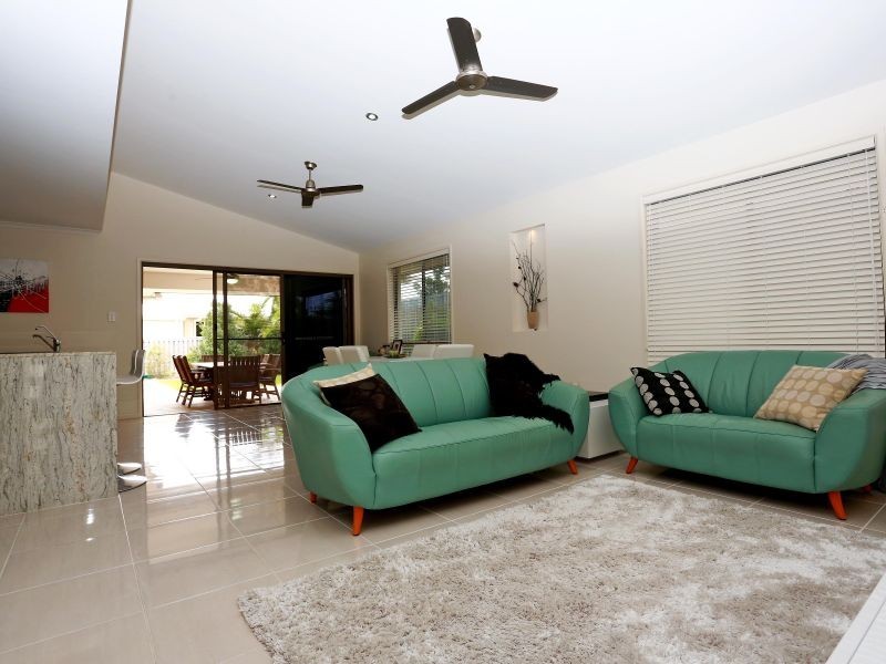 15 Montreal Drive, Peregian Springs QLD 4573