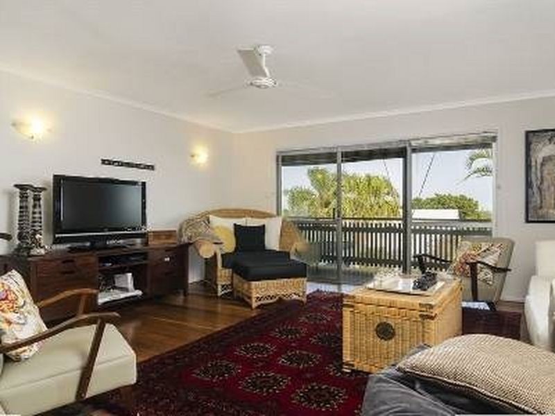 4 Teal Street, Peregian Beach QLD 4573