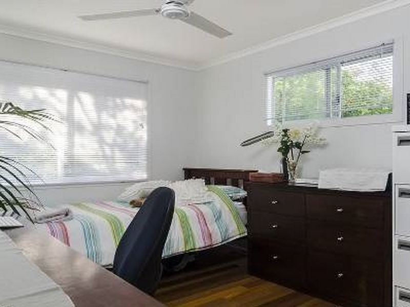 4 Teal Street, Peregian Beach QLD 4573