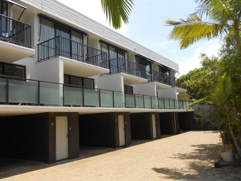 7/17 Parkedge Road, Sunshine Beach QLD 4567