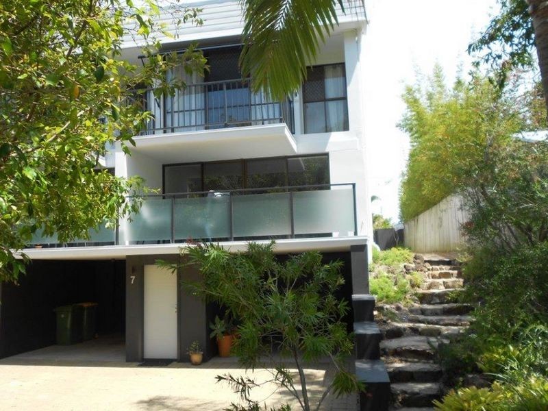 7/17 Parkedge Road, Sunshine Beach QLD 4567