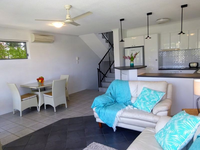 1/49 Southern Cross Parade, Sunrise Beach QLD 4567