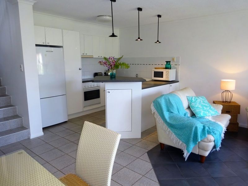 1/49 Southern Cross Parade, Sunrise Beach QLD 4567