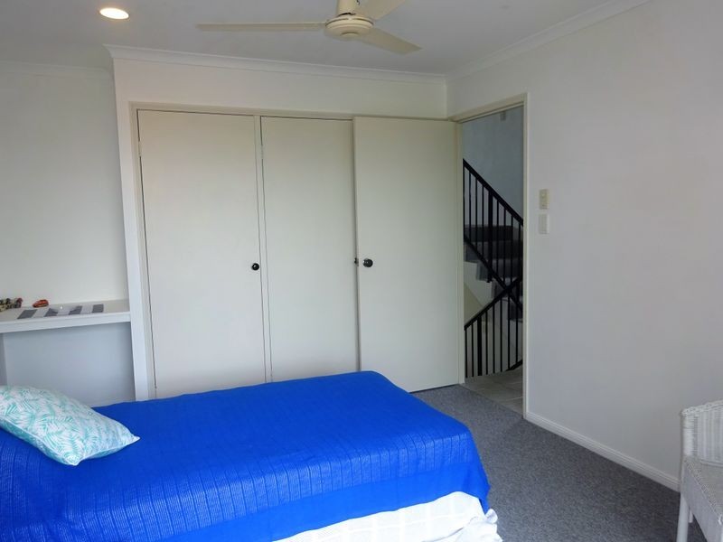 1/49 Southern Cross Parade, Sunrise Beach QLD 4567