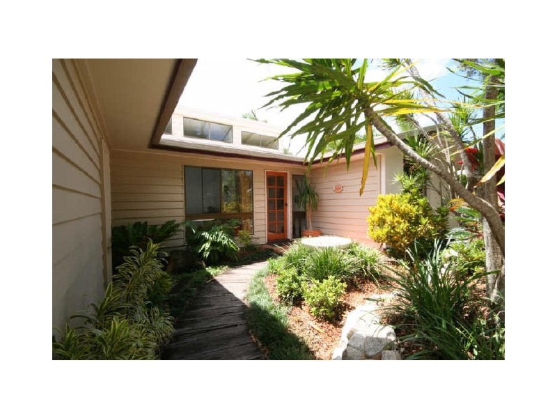 18 Sandalwood Close, Marcus Beach QLD 4573