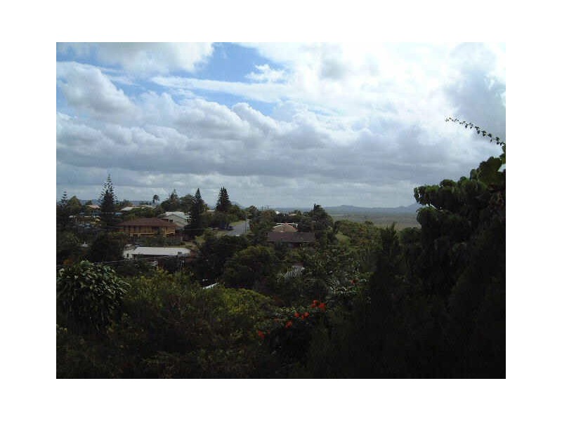 284 David Low Way, Peregian Beach QLD 4573