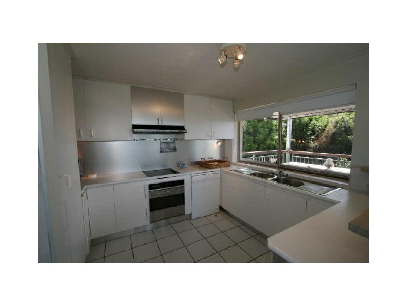 2/54 Kingfisher Drive, Peregian Beach QLD 4573