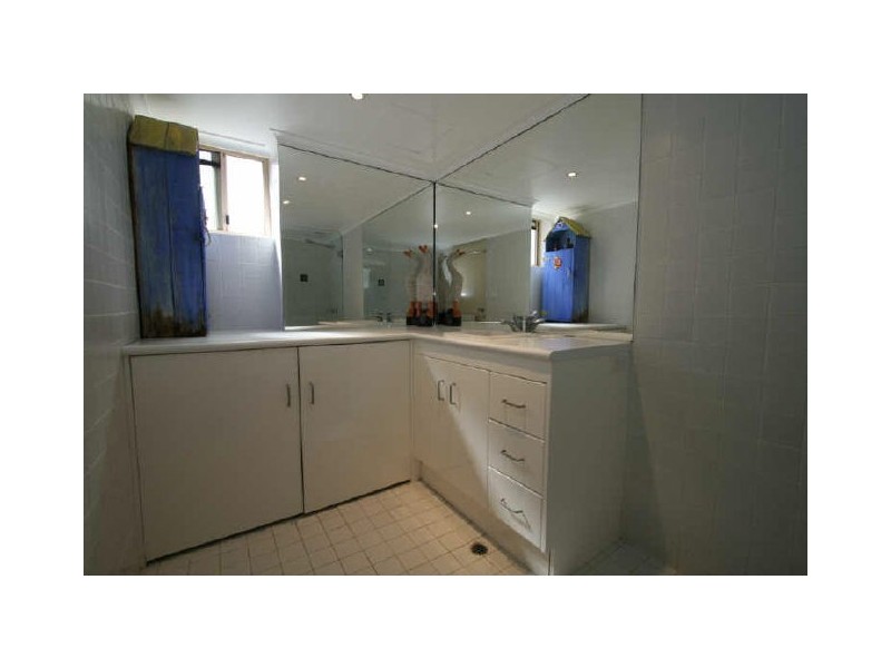 2/54 Kingfisher Drive, Peregian Beach QLD 4573