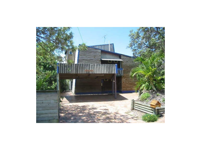 8 Piper Street, BEACH SHACK, Peregian Beach QLD 4573