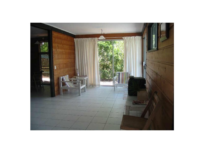 8 Piper Street, BEACH SHACK, Peregian Beach QLD 4573