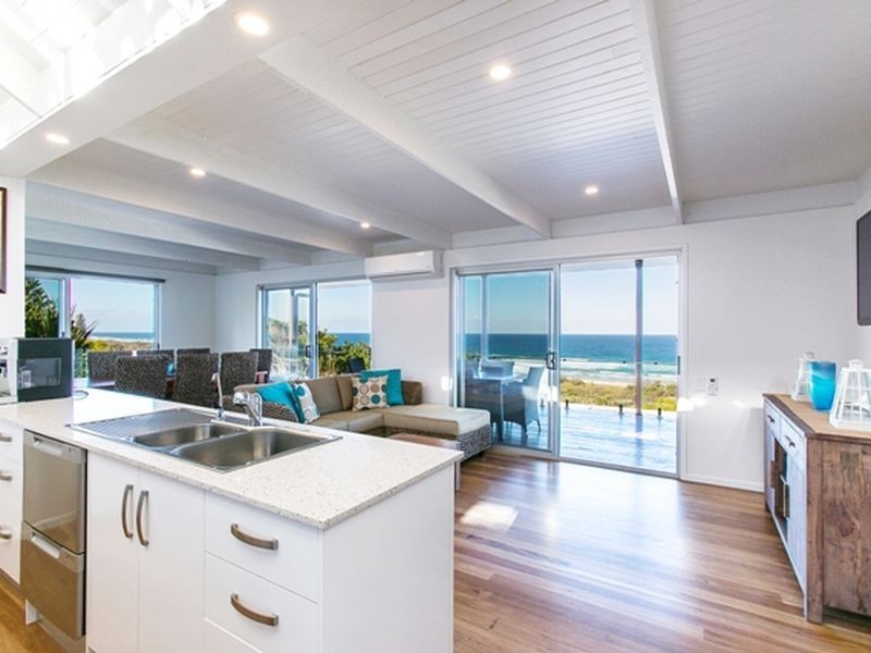 324 David Low Way, Peregian Beach QLD 4573