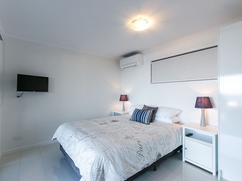 324 David Low Way, Peregian Beach QLD 4573