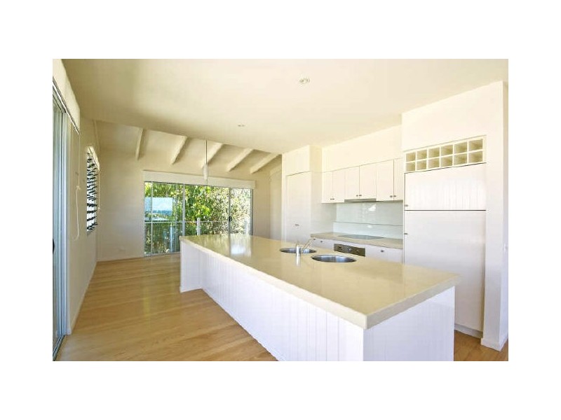 2/26 Kingfisher Drive, Peregian Beach QLD 4573