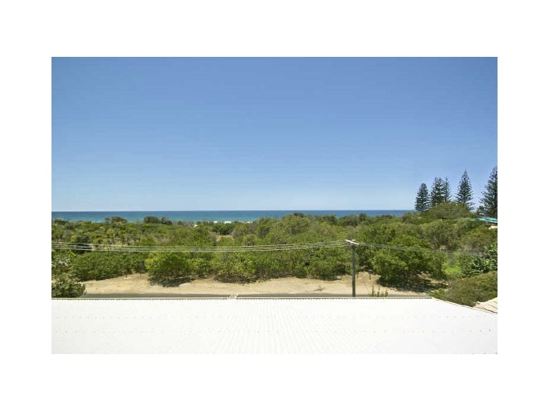 2/26 Kingfisher Drive, Peregian Beach QLD 4573