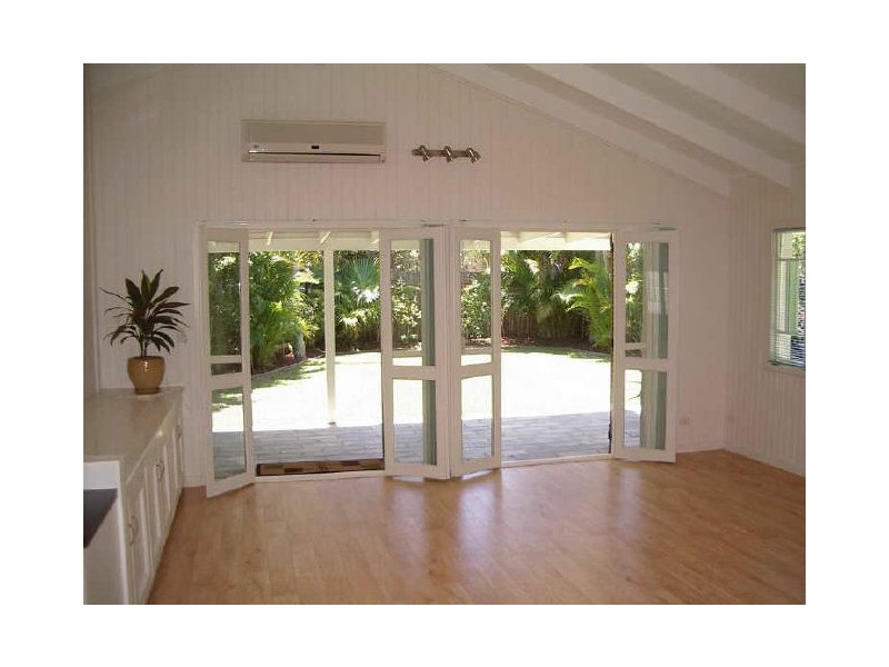 6 Woodland Drive, Peregian Beach QLD 4573