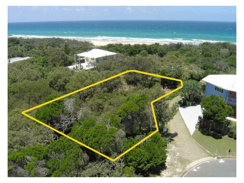 16 Royena Place, Marcus Beach QLD 4573