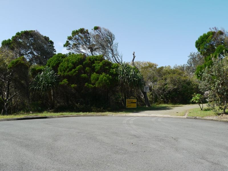 16 Royena Place, Marcus Beach QLD 4573