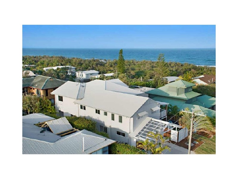 4 Landrail Street, Peregian Beach QLD 4573