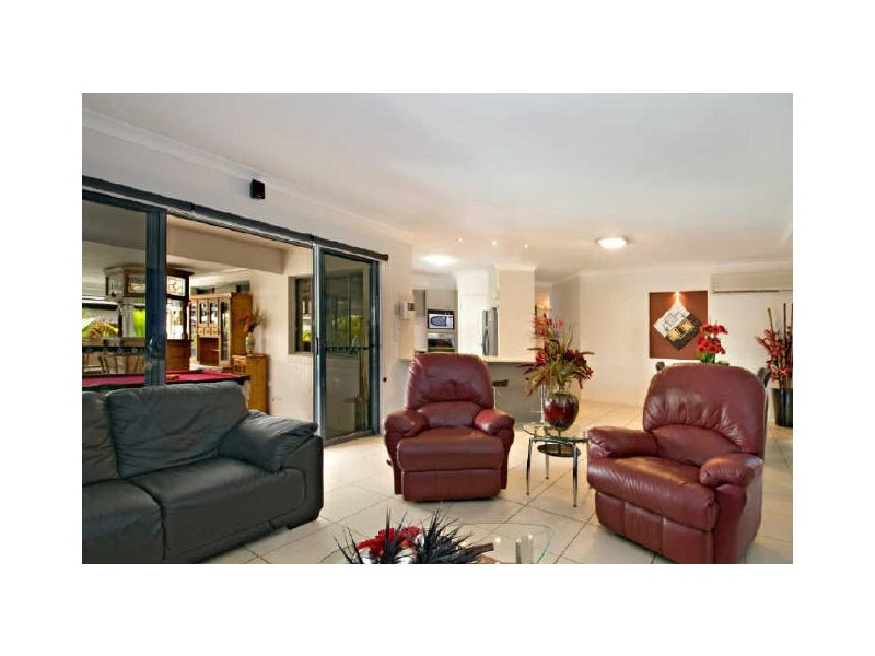 76 The Avenue, Peregian Springs QLD 4573