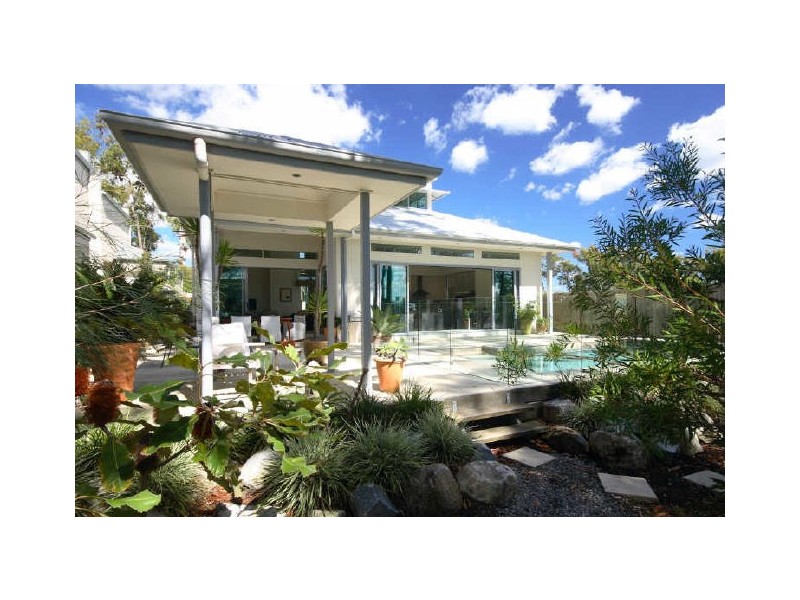 24 Lakeside Drive, Peregian Springs QLD 4573