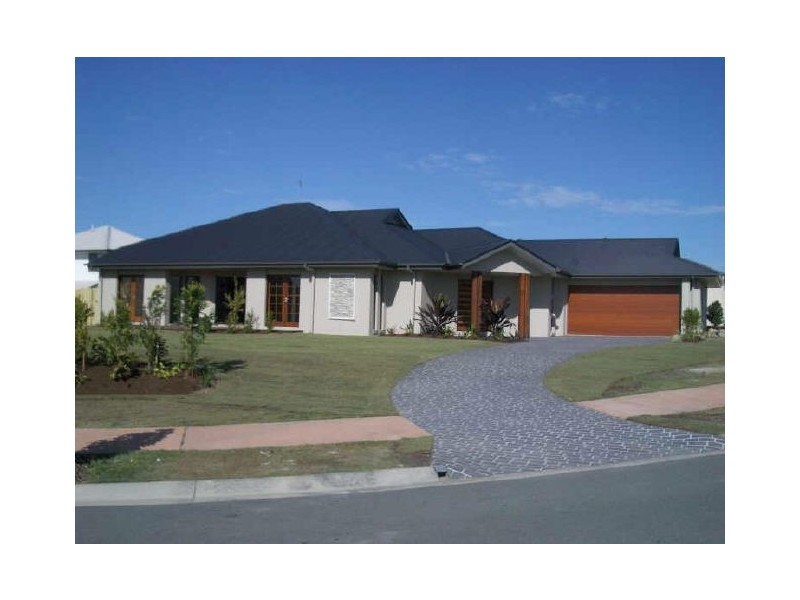 115 The Avenue, Peregian Springs QLD 4573