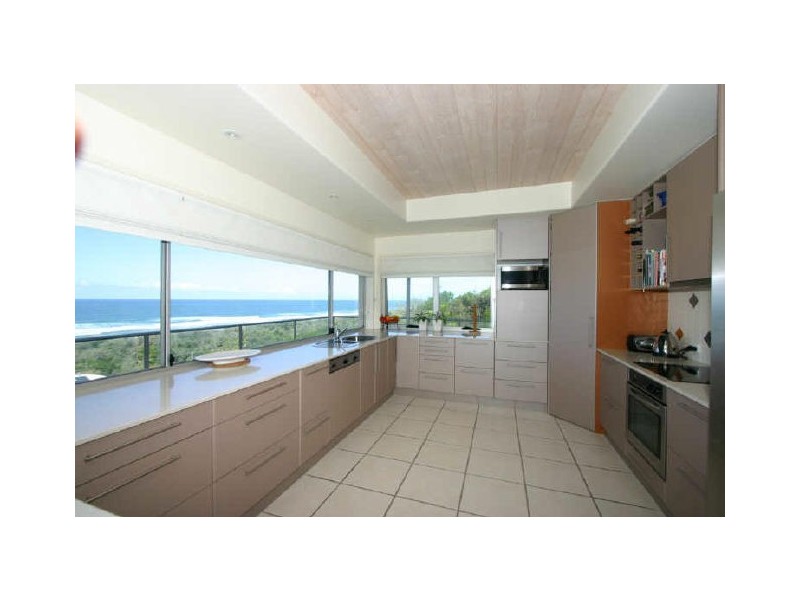 322 David Low Way, Peregian Beach QLD 4573
