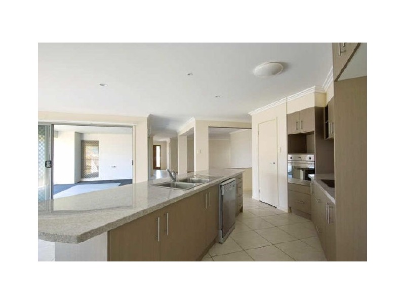 12 Dornoch Way, Peregian Springs QLD 4573