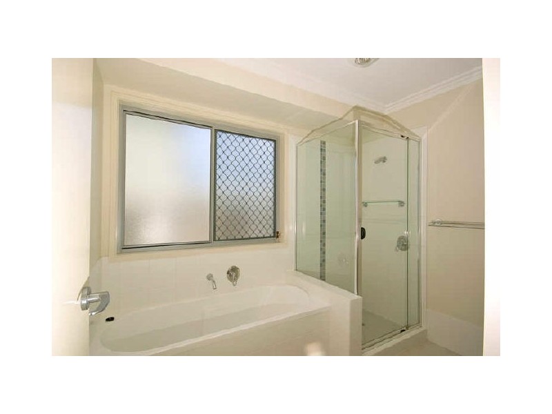 12 Dornoch Way, Peregian Springs QLD 4573