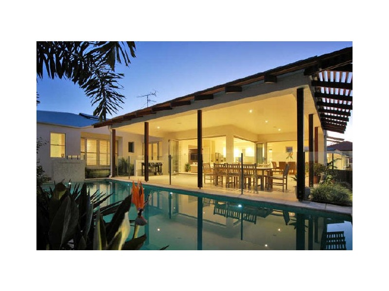 105 The Avenue, Peregian Springs QLD 4573