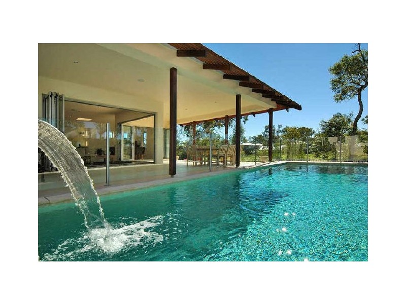 105 The Avenue, Peregian Springs QLD 4573
