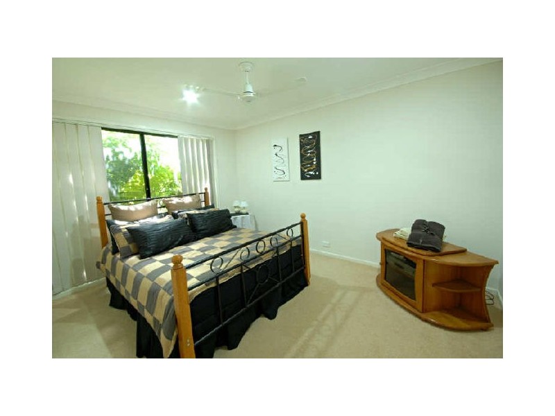 21 Lakeside Drive, Peregian Springs QLD 4573