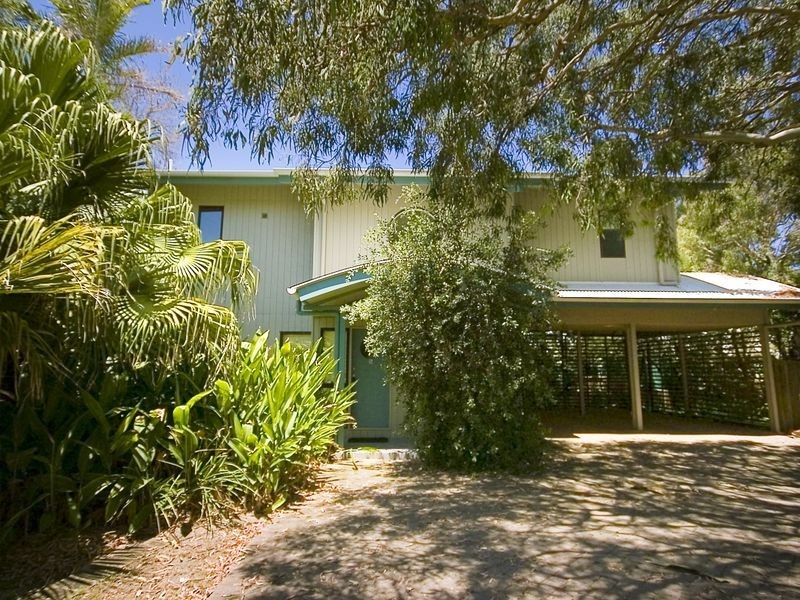 5 Callitris Crescent, Marcus Beach QLD 4573