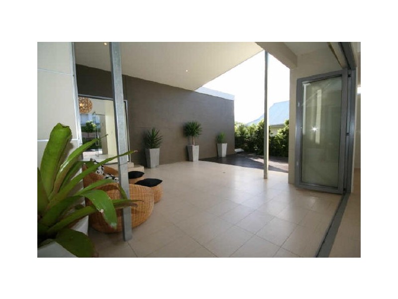 13 Bunker Court, Peregian Springs QLD 4573