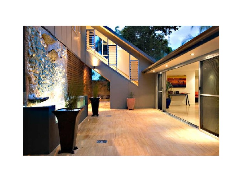 16 Lowry Street, Peregian Beach QLD 4573