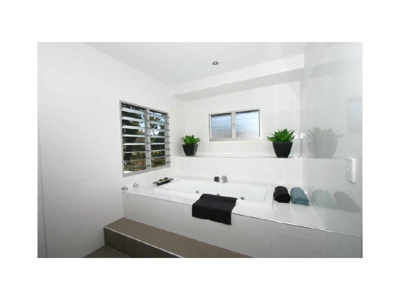 6 Putters Lane, Peregian Springs QLD 4573