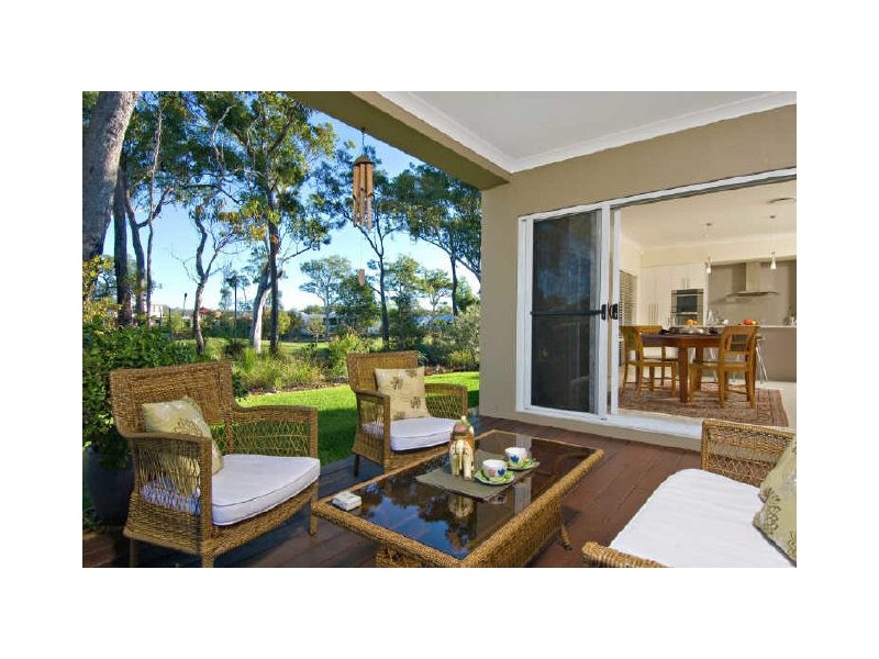 27 Lakeside Drive, Peregian Springs QLD 4573