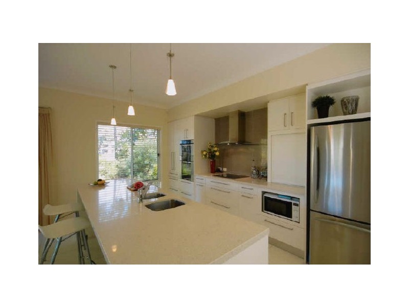 27 Lakeside Drive, Peregian Springs QLD 4573