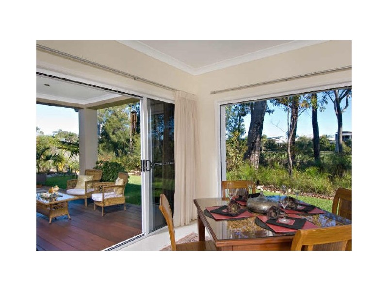 27 Lakeside Drive, Peregian Springs QLD 4573