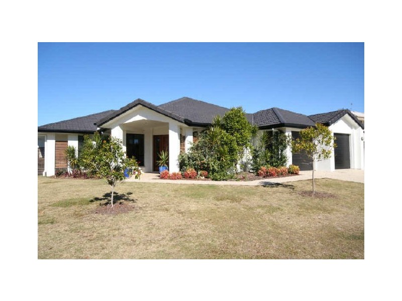 9 Greenside Court, Peregian Springs QLD 4573