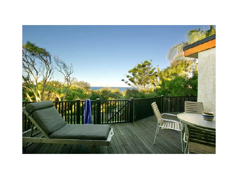 55 Tristania Drive, AZURE BAY, Marcus Beach QLD 4573