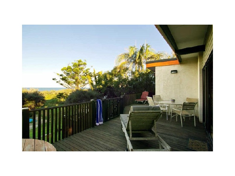 55 Tristania Drive, AZURE BAY, Marcus Beach QLD 4573
