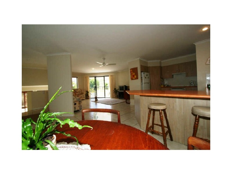 9 Calliandra Grove, Peregian Beach QLD 4573