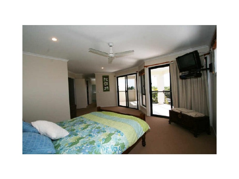 9 Calliandra Grove, Peregian Beach QLD 4573