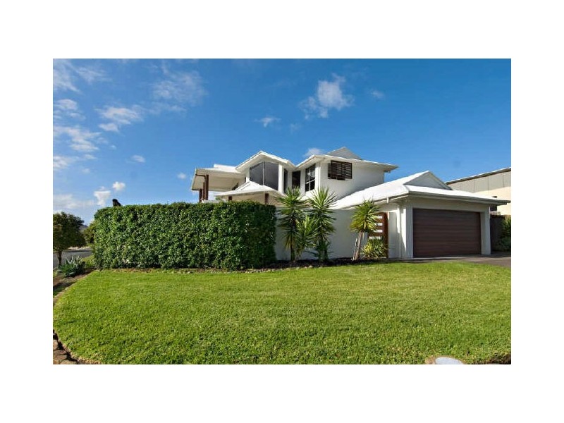 2 Pennant Court, Peregian Springs QLD 4573