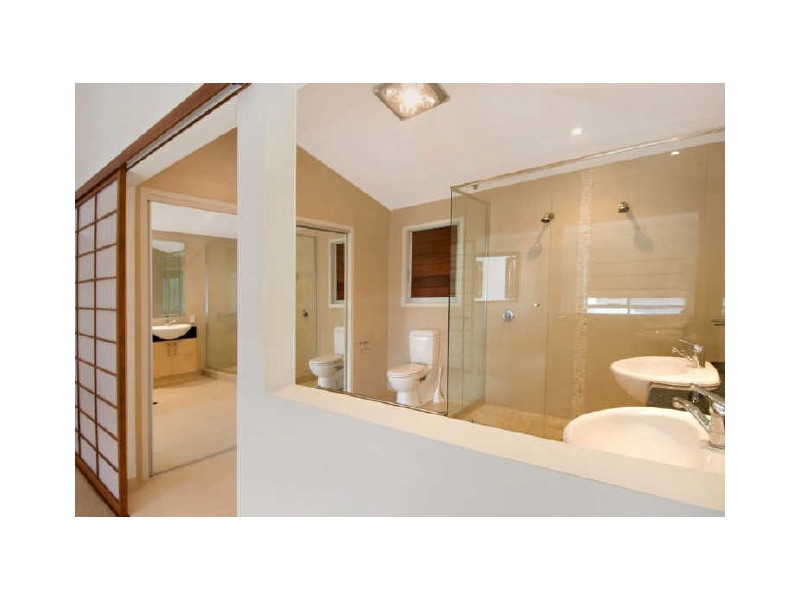 2 Pennant Court, Peregian Springs QLD 4573