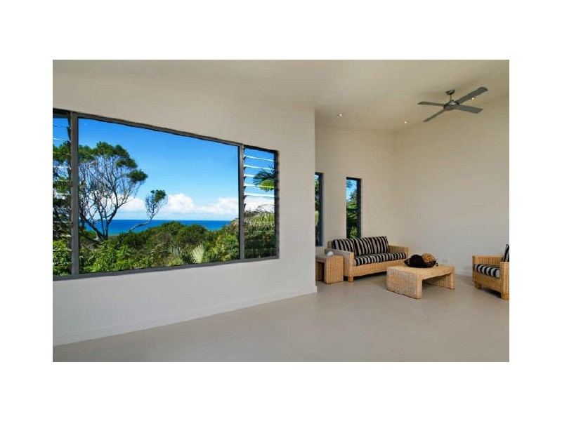 6a Peregian Esplanade, Peregian Beach QLD 4573