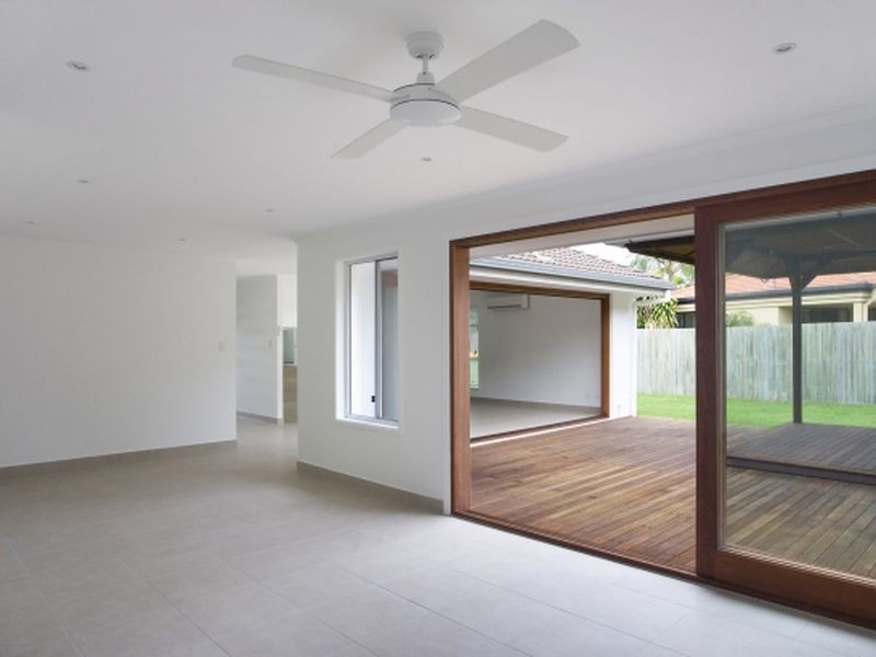 3 Castaways Court, Castaways Beach QLD 4567
