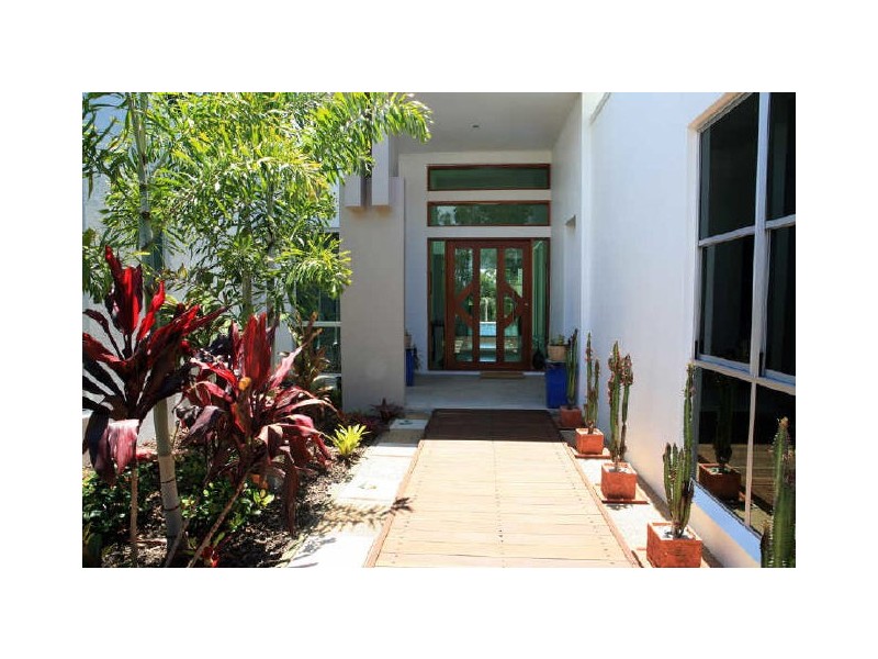 36 Lakeside Drive, Peregian Springs QLD 4573