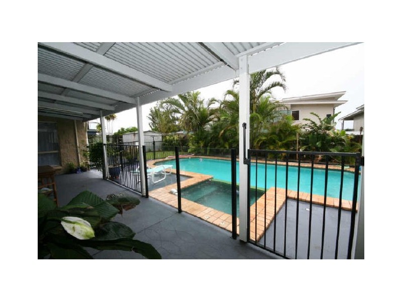 368 David Low Way, Peregian Beach QLD 4573